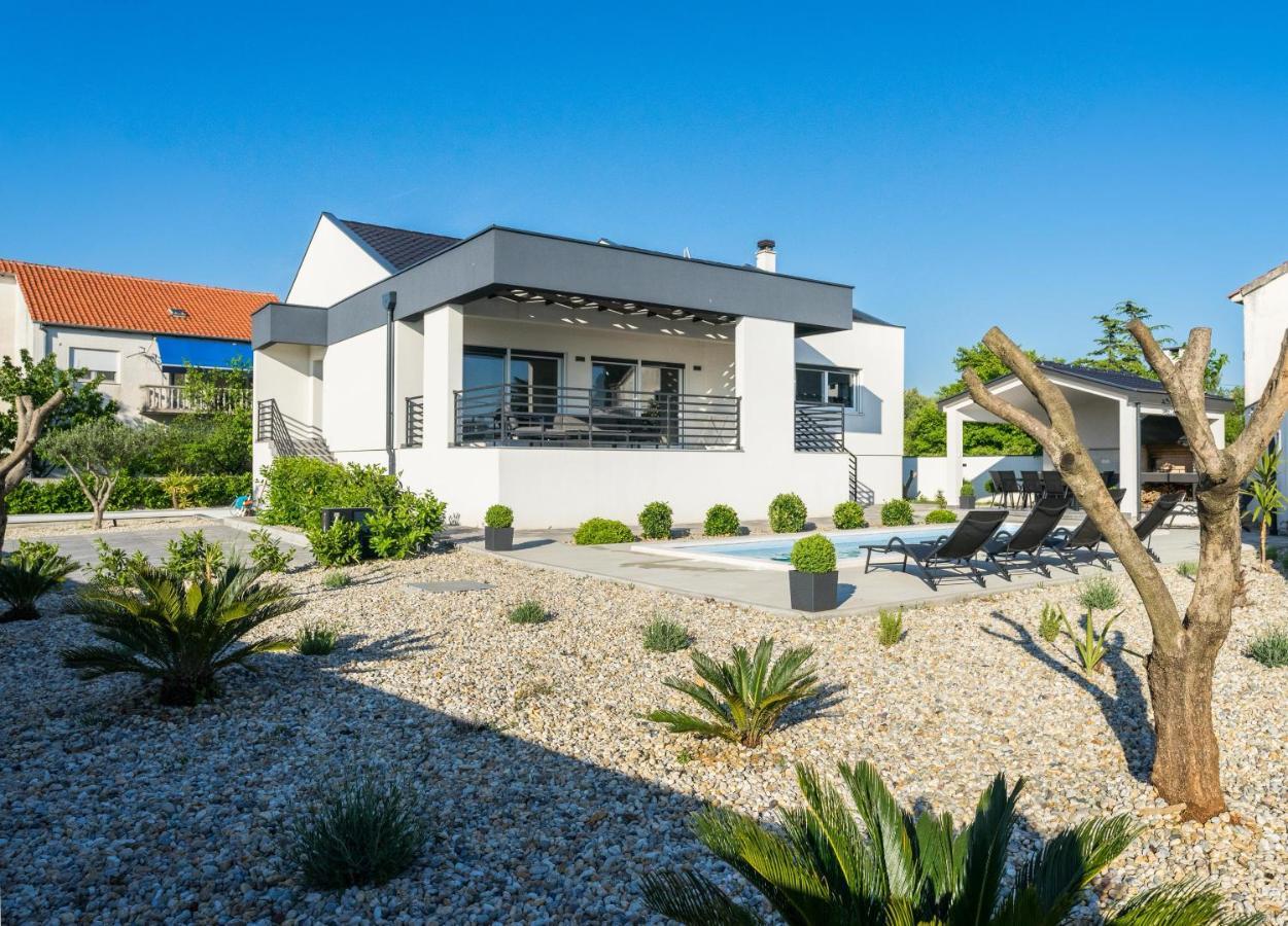 Barbara-holiday With Sea View Villa Zadar