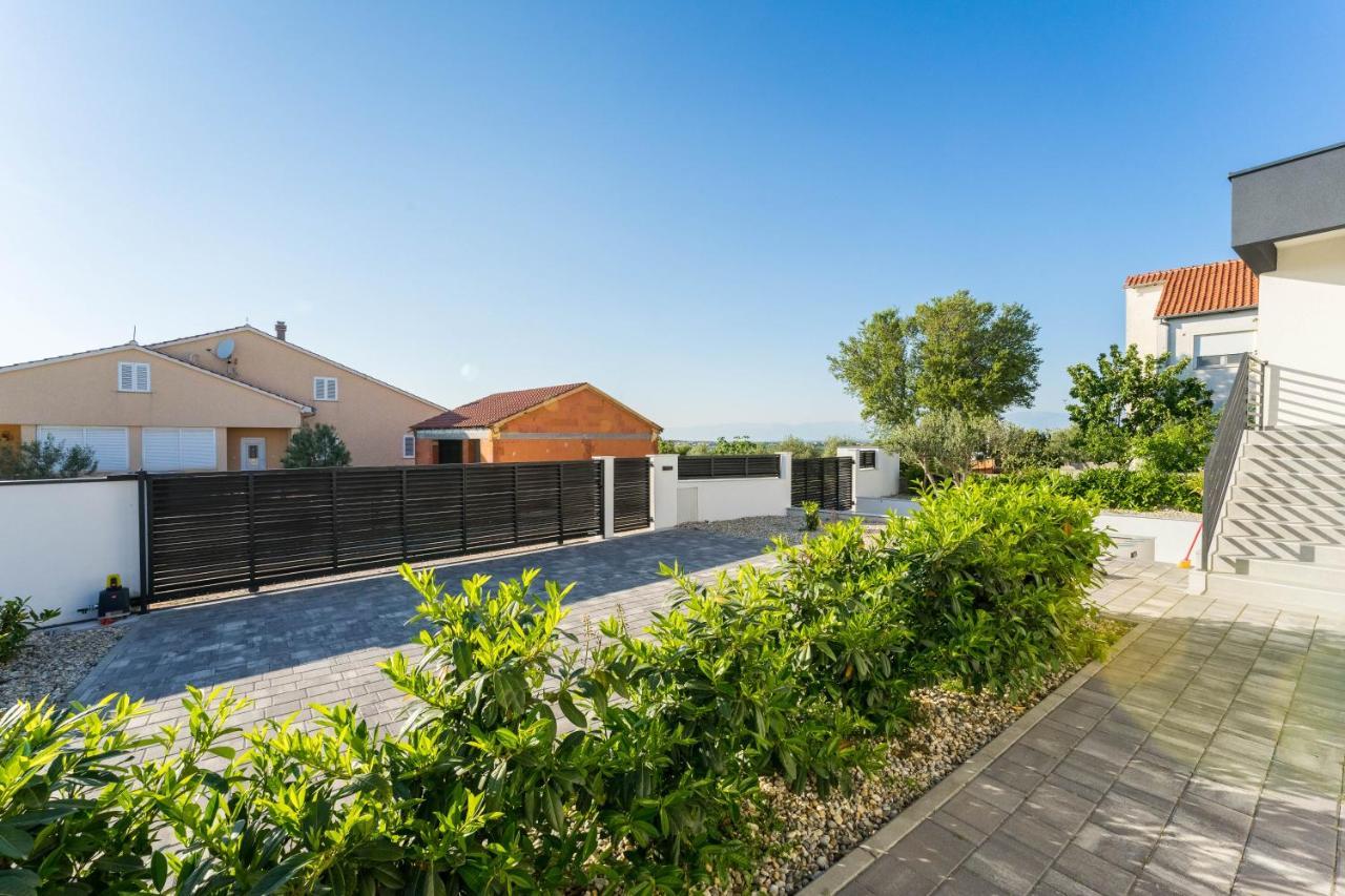 Barbara-holiday With Sea View Villa Zadar