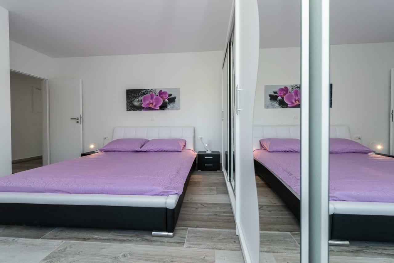 Villa Barbara-holiday With Sea View